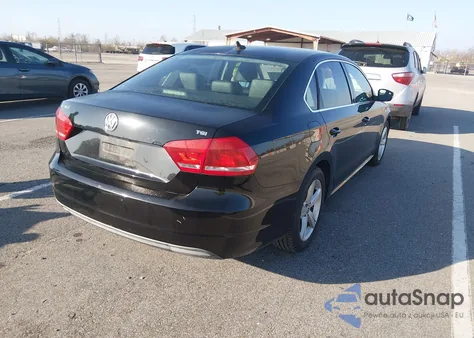 2014 Volkswagen Passat 1.8T Wolfsburg Edition z USA, uszkodzony, nr VIN 1VWAT7A38EC029763